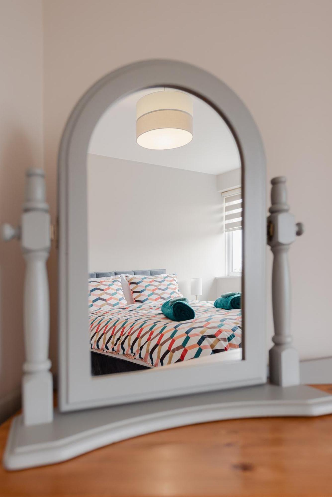 Luxury Recently Renovated 3 Bedroom Home In Sandwich Kent Экстерьер фото