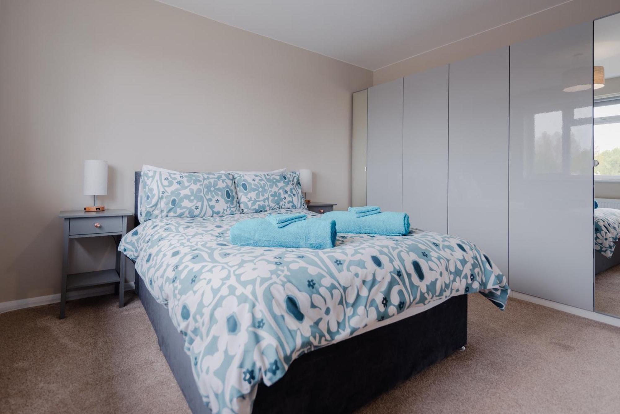 Luxury Recently Renovated 3 Bedroom Home In Sandwich Kent Экстерьер фото