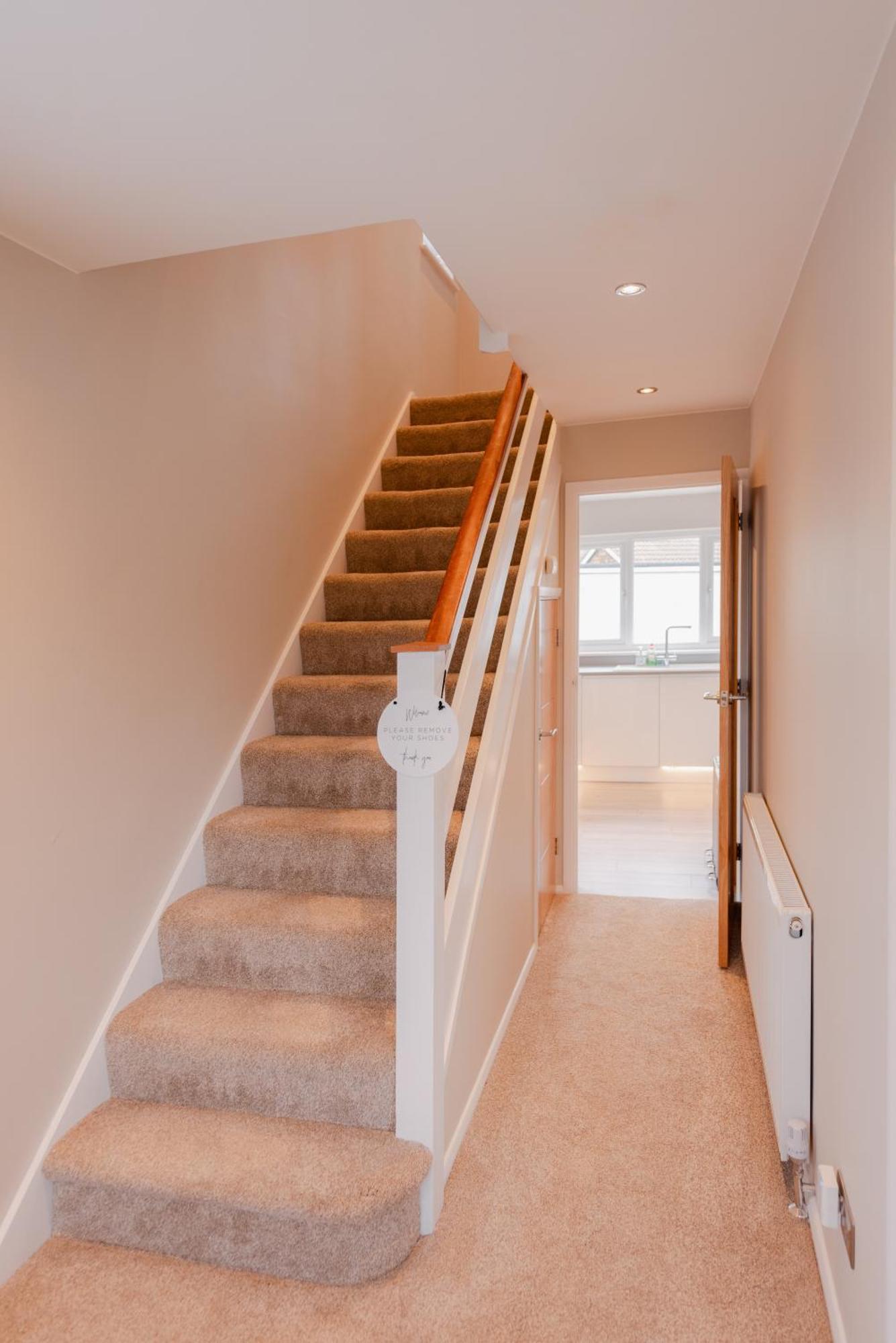 Luxury Recently Renovated 3 Bedroom Home In Sandwich Kent Экстерьер фото